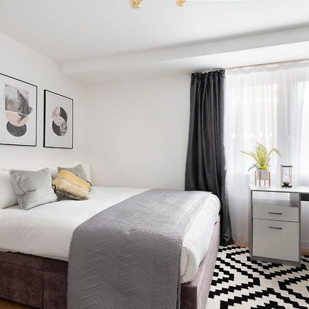 Spacious And Modern 4 Bed Apartment Next To Borough Station London Exterior foto
