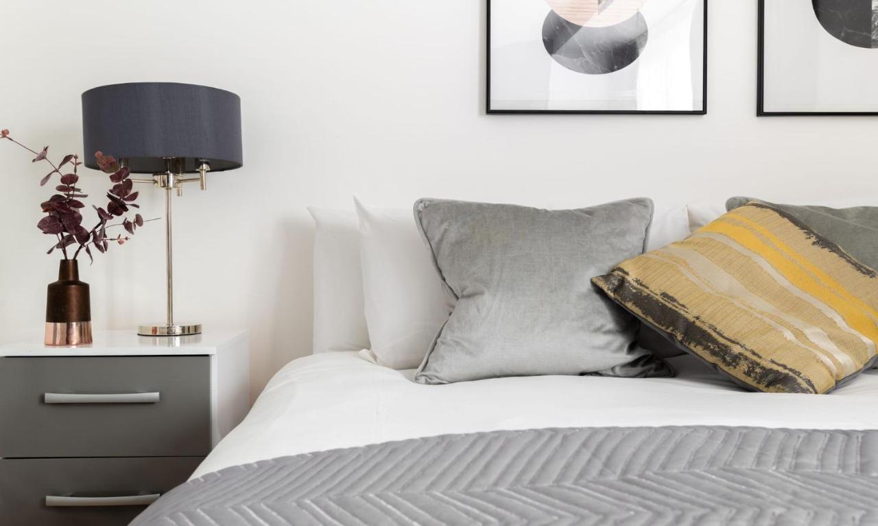 Spacious And Modern 4 Bed Apartment Next To Borough Station London Exterior foto